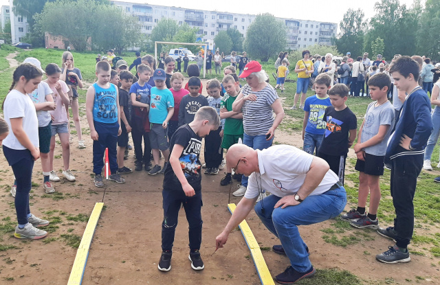 Депутаты регионального парламента провели спортивный праздник, посвященный Дню защиты детей