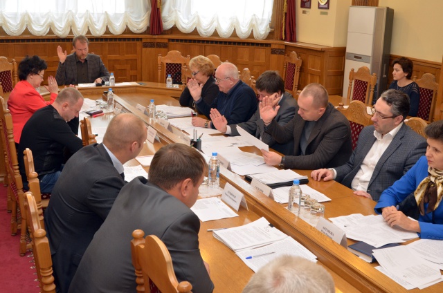 Комитет по экономическому развитию предложил ужесточить законодательство о продаже алкоголя