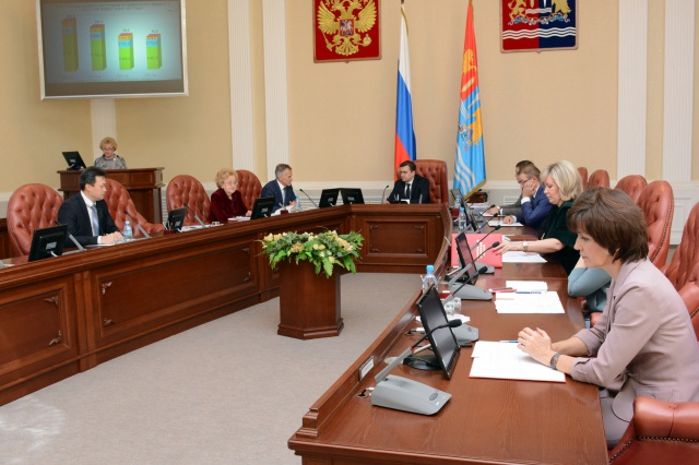 Проект областного бюджета 2019-2021 представлен на заседании регионального правительства Проект областного бюджета 2019-2021 представлен на заседании регионального правительства