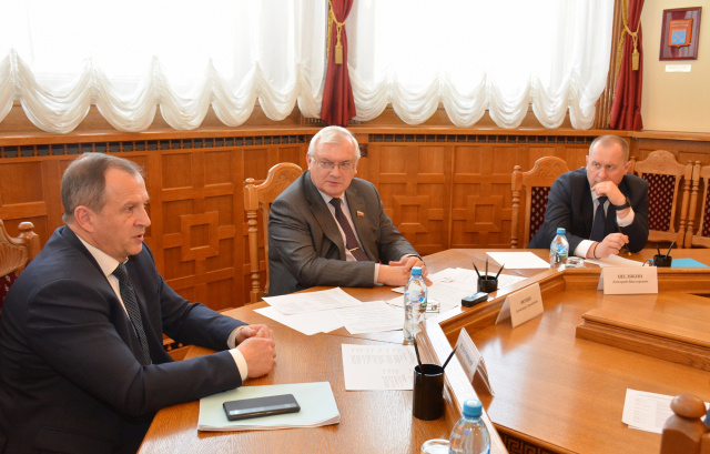 В областной Думе обсудили меры поддержки граждан по оплате услуг ЖКХ