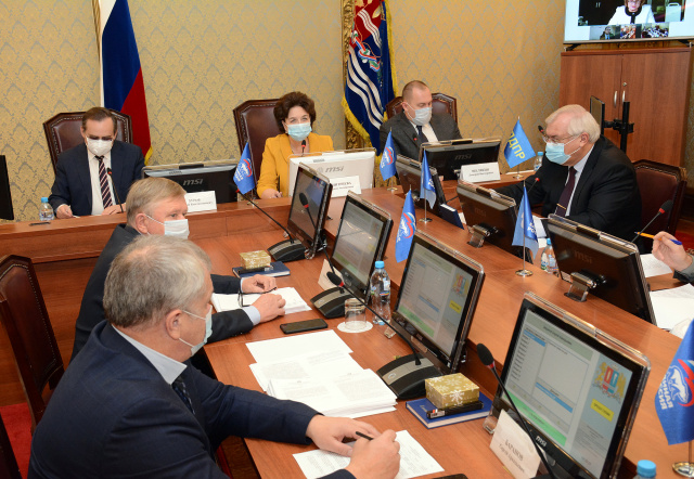 Утвержден бюджет Ивановской области на 2021 год Утвержден бюджет Ивановской области на 2021 год