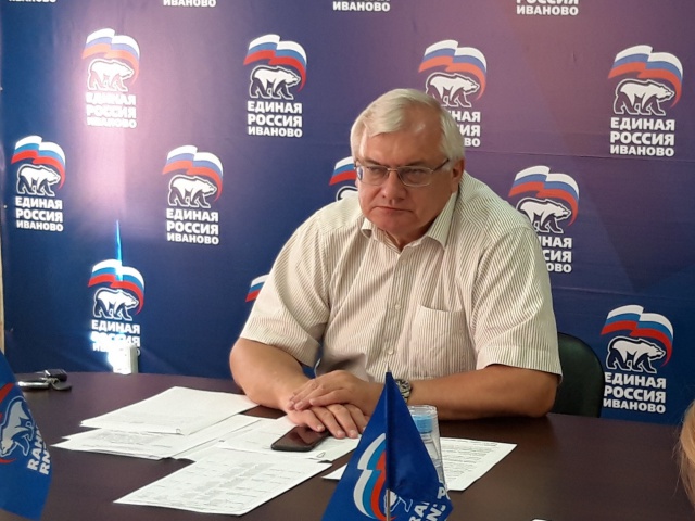Александр Фомин выступил на заседании общественного совета четвертого избирательного округа 