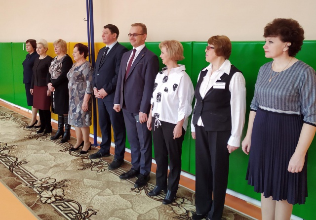 Отремонтированные спортзалы открылись еще в двух сельских школах региона