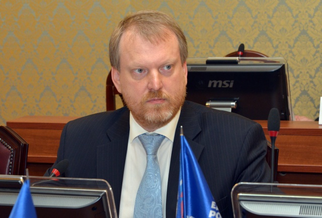 Роман Ефремов сложил полномочия депутата Ивановской областной Думы Роман Ефремов сложил полномочия депутата Ивановской областной Думы