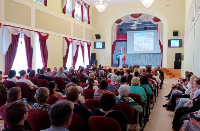 Анна Малышкина приняла участие в патриотическом форуме «Все СВОи»