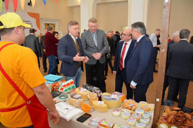Работники сельского хозяйства и перерабатывающей промышленности отметили свой профессиональный праздник