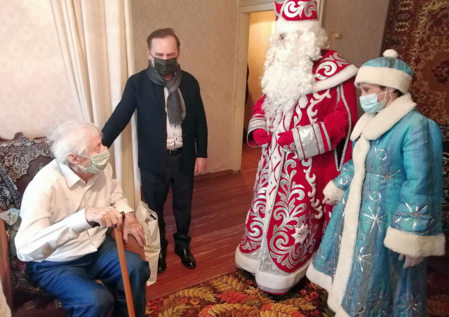 Акция «С Новым годом, ветеран!» проходит в Ивановской области Акция «С Новым годом, ветеран!» проходит в Ивановской области
