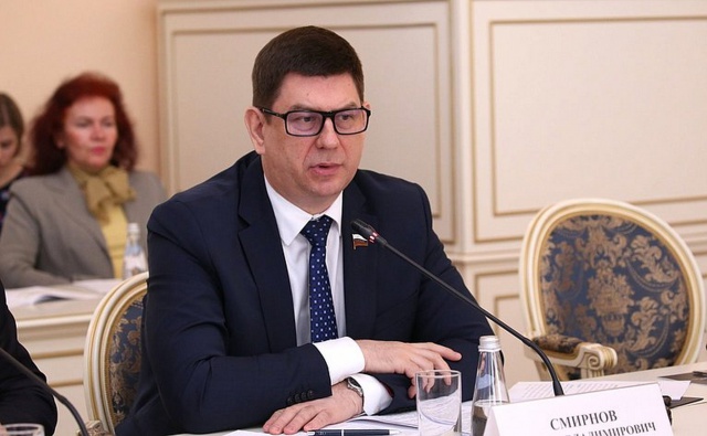 Виктор Смирнов участвует в подготовке работы VI Форума регионов России и Беларуси Виктор Смирнов участвует в подготовке работы VI Форума регионов России и Беларуси