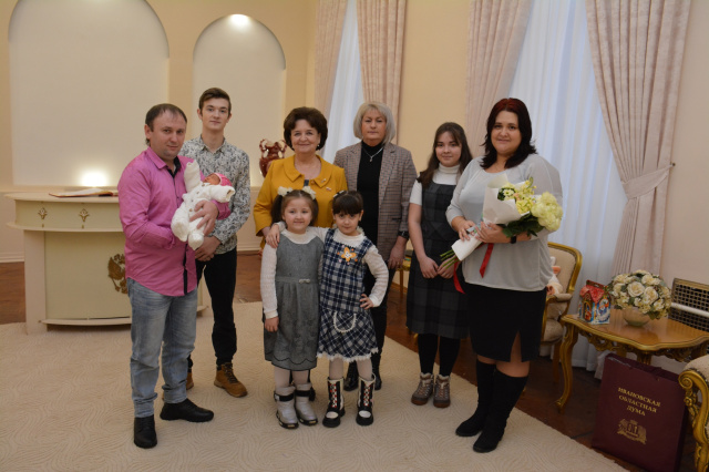 В регионе зарегистрировали 6500-го ребенка