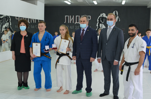 Два ивановских спортсмена стали победителями Чемпионата России по КУДО Два ивановских спортсмена стали победителями Чемпионата России по КУДО