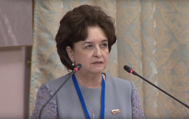 Марина Дмитриева: необходим единый федеральный стандарт, включающий обязательный набор мер поддержки участников СВО