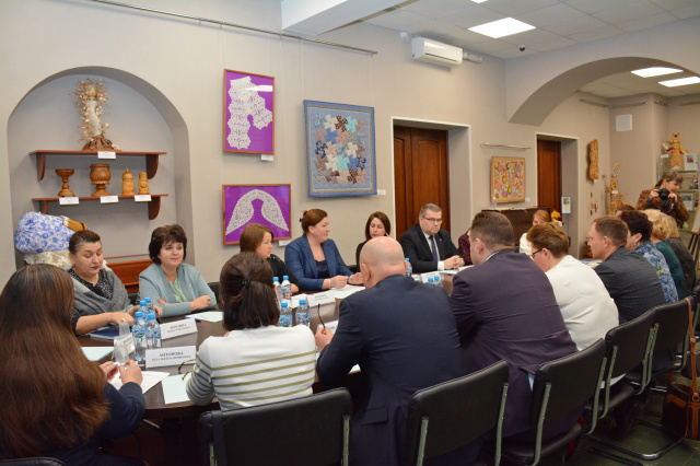 В Общественной палате Ивановской области обсудили вопросы доступности медицинской помощи