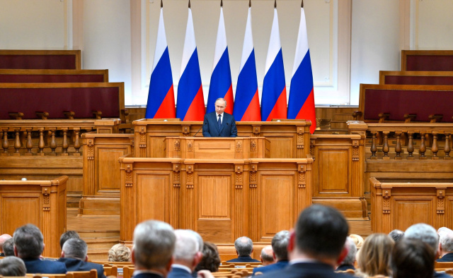 Владимир Путин встретился с Советом законодателей Владимир Путин встретился с Советом законодателей
