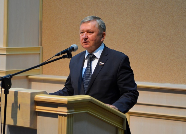 Владимир Гришин поздравил сотрудников кадровой службы УМВД России по Ивановской области с профессиональным праздником