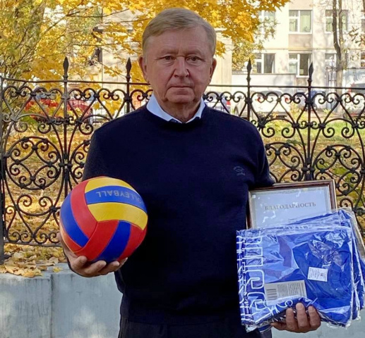 Владимир Гришин поздравил педагогов с наступающим Днем учителя