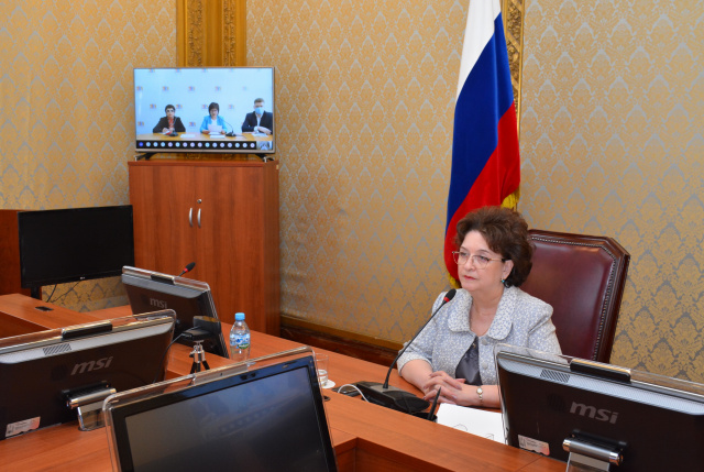 Спикер регионального парламента  выступила на заседании коллегии департамента образования