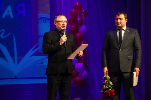 Игорь Светушков поздравил школу № 19 с юбилеем  