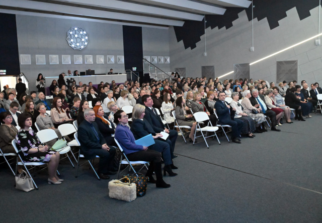 Год педагога и наставника стартовал в Ивановской области