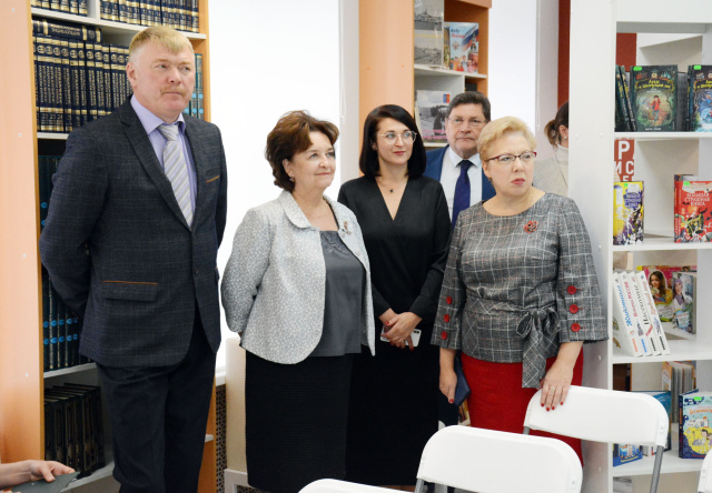 В Тейкове открылась модельная библиотека