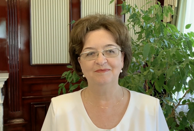 Марина Дмитриева поздравила выпускников медицинской академии